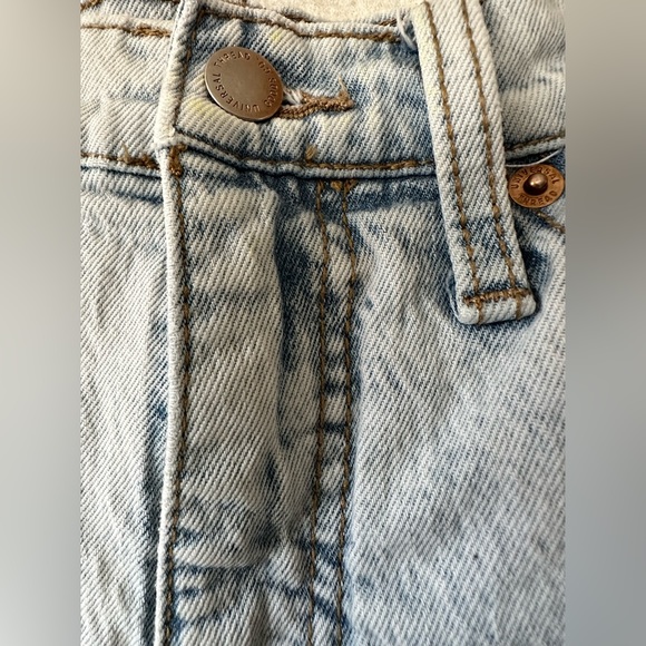 Retro Universal Thread Jeans Size 6 - Picture 4 of 6